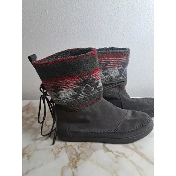 Toms Aztec NEPAL Gray Suede Leather Faux Fur Moccasins Boots S8 - Picture 2 of 6
